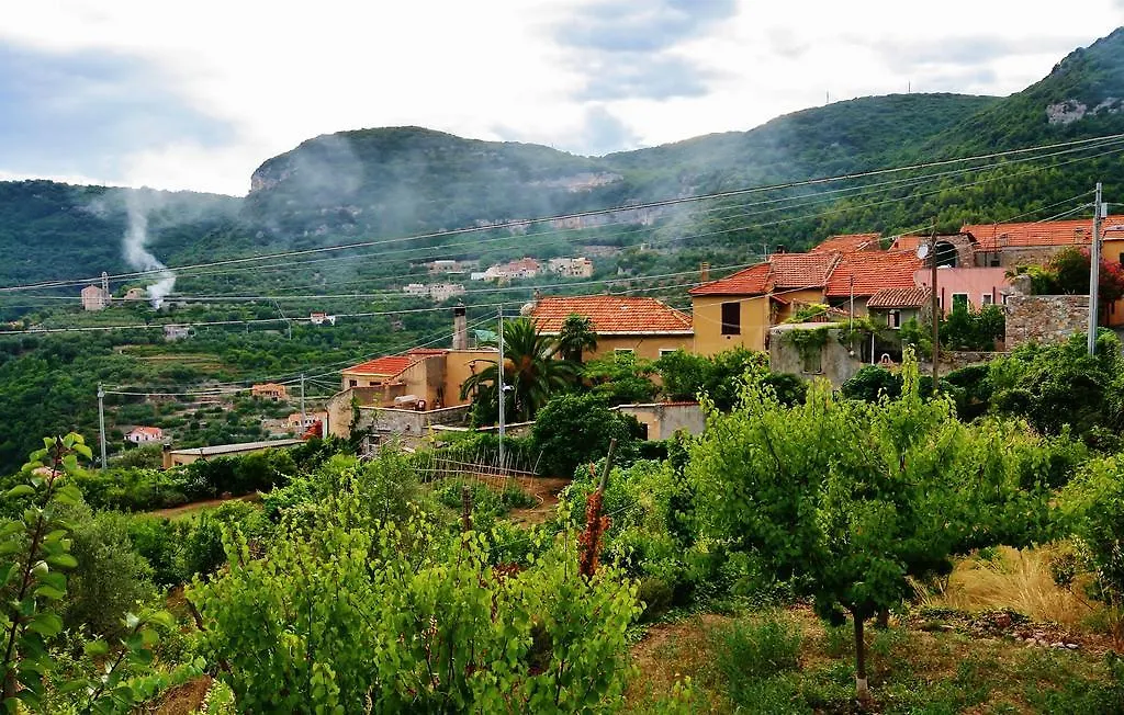 Agriturismo Barilaro Finale Ligure Vakantieboerderij