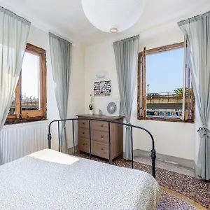 Grazioso Trilocale Vicino Museo Galata Appartamento